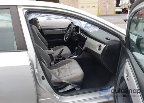 2017 Toyota Corolla Le z USA, uszkodzony, nr VIN 2T1BURHE9HC960646